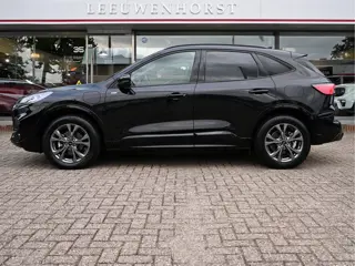 Foto 17 van Ford Kuga 2.5 PHEV ST-Line X (bj 2023, automaat)