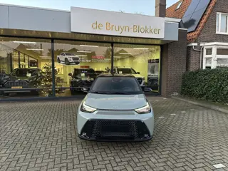 Foto 13 van Toyota Aygo X Hybrid 115 pulse stoelverwarming / keyless start / parkeersensoren voor + achter / Nav