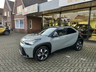Foto 14 van Toyota Aygo X Hybrid 115 pulse stoelverwarming / keyless start / parkeersensoren voor + achter / Nav
