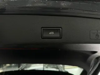 Foto 19 van Volkswagen Golf Variant 1.0 eTSI Life | Automaat | Adaptive Cruise | Navi | LMV | PDC | LED | Climat