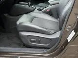 Foto 24 van Nissan Qashqai 1.2 Tekna | Nieuwe Distributie/19-inch/Stoel- en voorruitverwarming