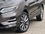 Foto 22 van Nissan Qashqai 1.2 Tekna | Nieuwe Distributie/19-inch/Stoel- en voorruitverwarming