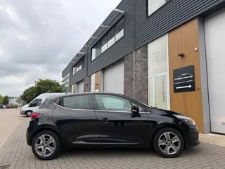 Foto 18 van Renault Clio 0.9 TCe ECO Night&Day | Nwe apk | Navi |
