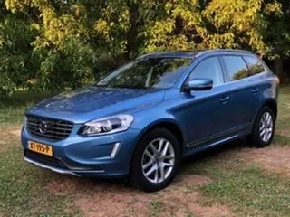Volvo XC60 2.0 D3 FWD Polar+ Automaat - Prijs inclusief 12 maanden BOVAG-garantie en afleveren –
