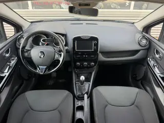 Foto 11 van Renault Clio 0.9 TCe Expression AIRCO TREKHAAK LMV