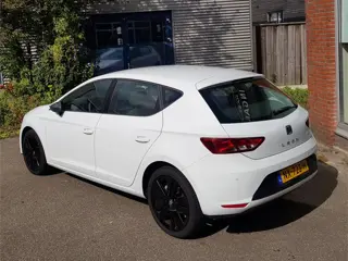 Foto 16 van SEAT Leon 1.2 Tsi 18"Vlg Cruise BlueTooth Airco Pdc