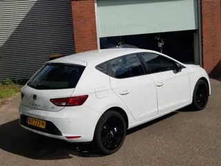 Foto 17 van SEAT Leon 1.2 Tsi 18"Vlg Cruise BlueTooth Airco Pdc
