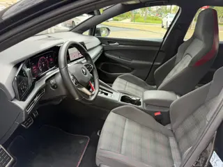 Foto 12 van Volkswagen Golf 2.0 TSI GTI 245 PK Pano|Camera|IQ|ACC|