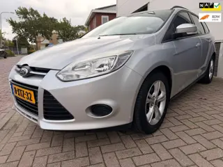 Ford Focus Wagon 1.0 EcoBoost Edition/Navi/Cruise-c/Airco/Aux/PDC/Trekhaak