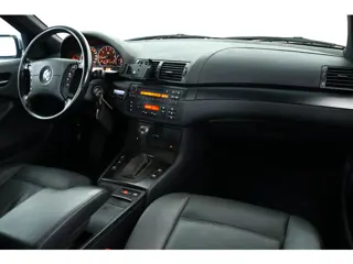 Foto 17 van BMW 3-serie 320i Automaat / Cruisecontrol / Leder / Airco / PDC