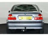 Foto 29 van BMW 3-serie 320i Automaat / Cruisecontrol / Leder / Airco / PDC