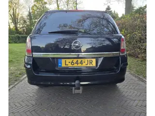 Foto 17 van Opel Astra Wagon 1.8 Cosmo (bj 2009)