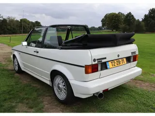 Foto 14 van Volkswagen Golf Cabriolet 1.8|APK-Nieuw|Leuke auto!