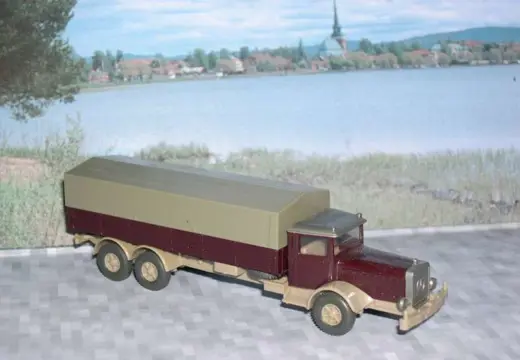 2x Mercedes 10000 Wiking HO