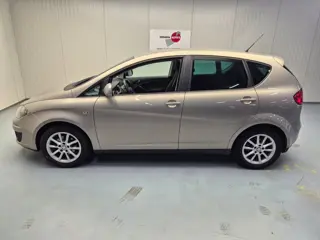 Foto 19 van Seat Altea 1.6 Style Airco Cruise Control Alu Velgen Trekhaak