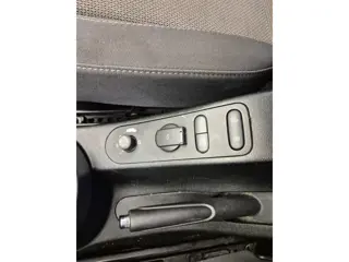 Foto 15 van Seat Altea 1.6 Style Airco Cruise Control Alu Velgen Trekhaak