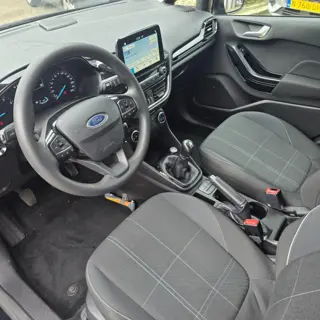 Foto 17 van FORD FIESTA 1.1 63 KW. nieuwe distributieriem