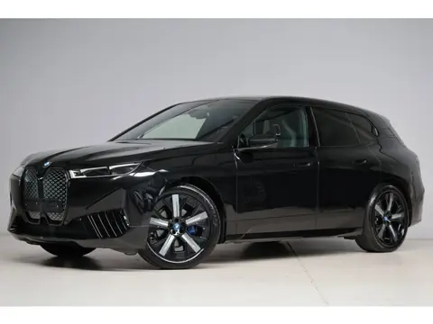 BMW IX XDrive50 High Executive 112 kWh | panoramadak skylounge | laser led | stoelkoeling | elek. tr