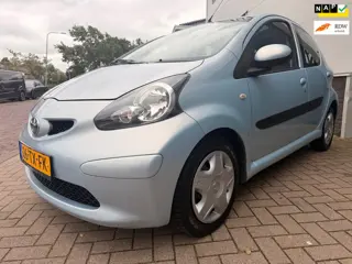 Toyota Aygo 1.0-12V +/Carplay/Navi/Aux/Elek-pakket/Mooie auto/ Goed- onderhouden