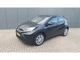 Toyota Aygo X 1.0 VVT-i MT //AIRCO//CARPLAY//CAMERA