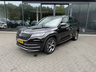 SKODA KODIAQ 1.5 TSI Sportline 7-Pers,1e Eig,Dealer OH,Pano,LED,Stoelverw V+A,Lane Assist,Adapt Cruise,Trekhk Elekt