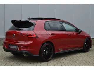 Foto 20 van Volkswagen Golf 8 2.0 GTI Clubsport 45 Jahre Akra DSG7 2021