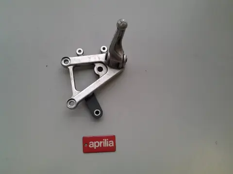 VOETSTEUN LINKS Aprilia RSV 1000 1998 - 2000