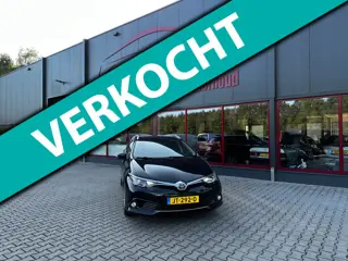 Toyota Auris Touring Sports 1.8 Hybrid Business Plus / Automaat / Camera / APK / Pano / Navi /