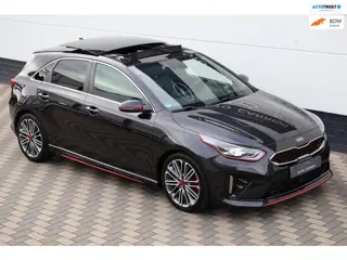 Kia Ceed 1.6 T-GDi GT 204PK Pano Carplay JBL Keyless !!