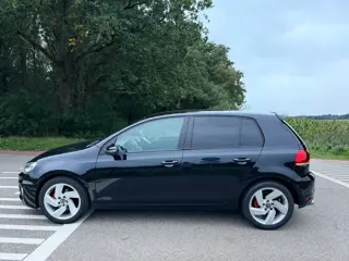 Foto 14 van Volkswagen Golf 1.4 TSI Highline GTI pakket motor gereviseerd.