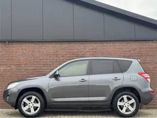 Foto 19 van Toyota RAV4 2.0 VVTI COMFORT | NAVI! | CRUISE! | TREKHAAK!