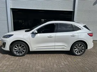 Foto 14 van Ford Kuga 2.5 PHEV Vignale Vol leer|Panoramadak| incl afleveringsbeurt