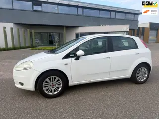 Fiat Grande Punto 1.4-16V Edizione Lusso