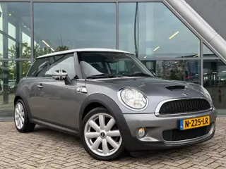 Foto 20 van Mini 3-Deurs 1.6 Cooper S | Leer | Stoelverwarming | Xenon!