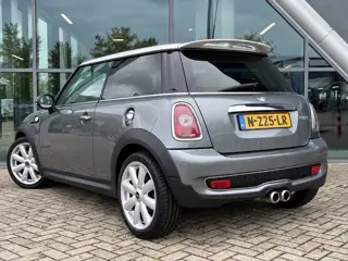 Foto 17 van Mini 3-Deurs 1.6 Cooper S | Leer | Stoelverwarming | Xenon!