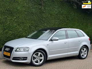 Foto 12 van Audi A3 Sportback 1.2 TFSI Attraction RIJDGOED/PANO/XENON/APK