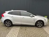 Foto 26 van Volvo V40 1.6 D2 R Design|AUT Cruise Airco Navi BT