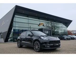 Porsche Macan 2.0 T 252pk Panoramadak Luchtvering 18-weg Adaptieve Sportstoelen Trekhaak elektrisch 