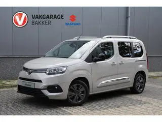 Toyota PROACE CITY Verso 1.2 Turbo Dynamic | panoramadak | carplay | parkeersensoren |