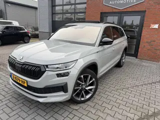 Skoda Kodiaq 1.5 TSI Sportline Business | Pano | Winterpakket | Travelpakket | elek. Trekhaak en mee