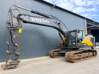 Volvo EC300E L (bj 2022)