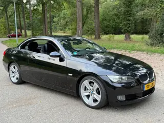 Foto 18 van BMW 3-serie Cabrio 325i 2009 Zwart Automaat