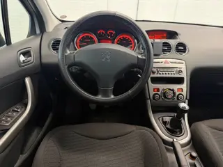 Foto 13 van Peugeot 308 SW 1.6 VTi XS 120 Pk Airco Panodak Nap