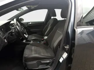 Foto 13 van Volkswagen Golf 2.0 TDI GTD 184 Pk Automaat Airco Navi Xenon Leer Panodak Export