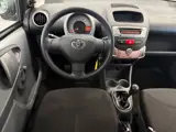 Foto 21 van Toyota Aygo 1.0-12V Access 68 Pk 5 deurs Airco 157 dkm Nap 2e Eig.
