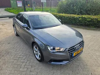 Foto 20 van Audi A3 Limousine 1.4 TFSI Attraction Pro Line TOP STAAT!