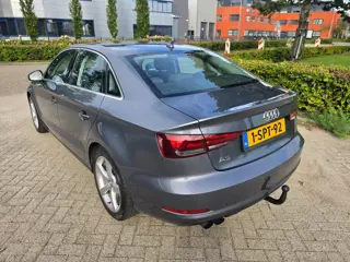 Foto 19 van Audi A3 Limousine 1.4 TFSI Attraction Pro Line TOP STAAT!
