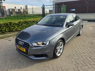 Foto 13 van Audi A3 Limousine 1.4 TFSI Attraction Pro Line TOP STAAT!
