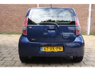 Foto 17 van Daihatsu Sirion 2 1.3-16V Comfort *Rijklaarprijs *Airco