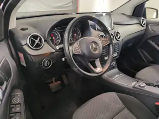 Foto 13 van Mercedes-Benz B-klasse 180 Ambition Automaat 2e Eig. +NAP NL-auto